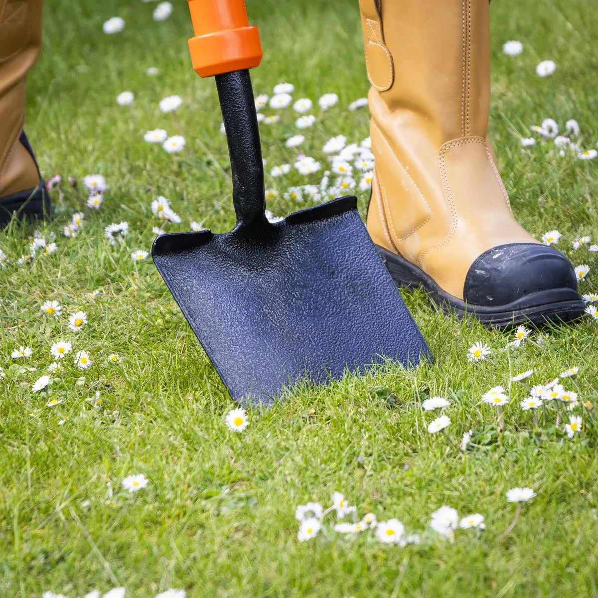 Sealey Insulated General Service Shovel White Rose Tools