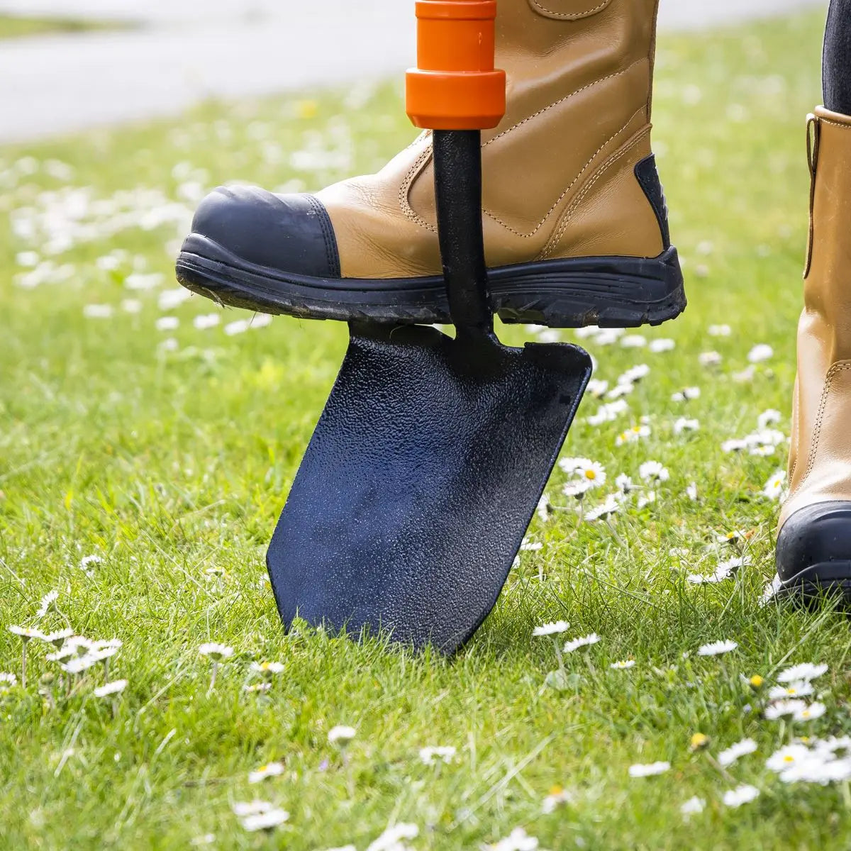 Sealey Insulated General Service Shovel White Rose Tools