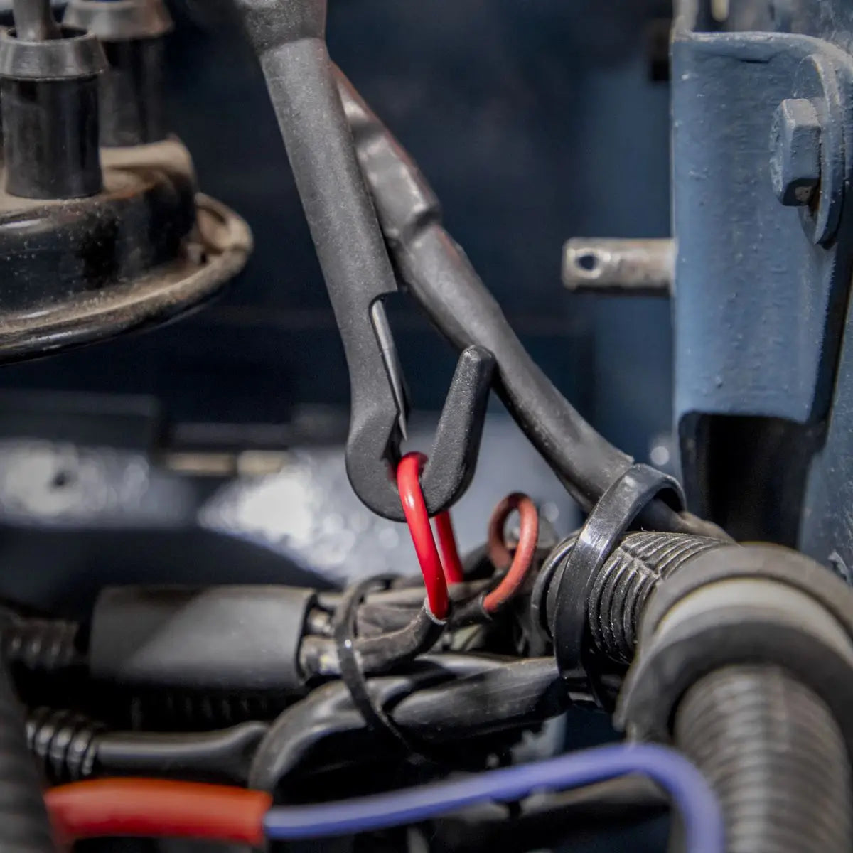 Sealey Integrated Test Light/Voltmeter 3-60V White Rose Tools