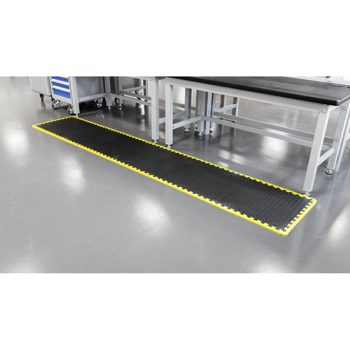 Sealey Interlocking EVA Foam Workshop Mat Set with Hi-Vis Edges 1240 x 1825mm