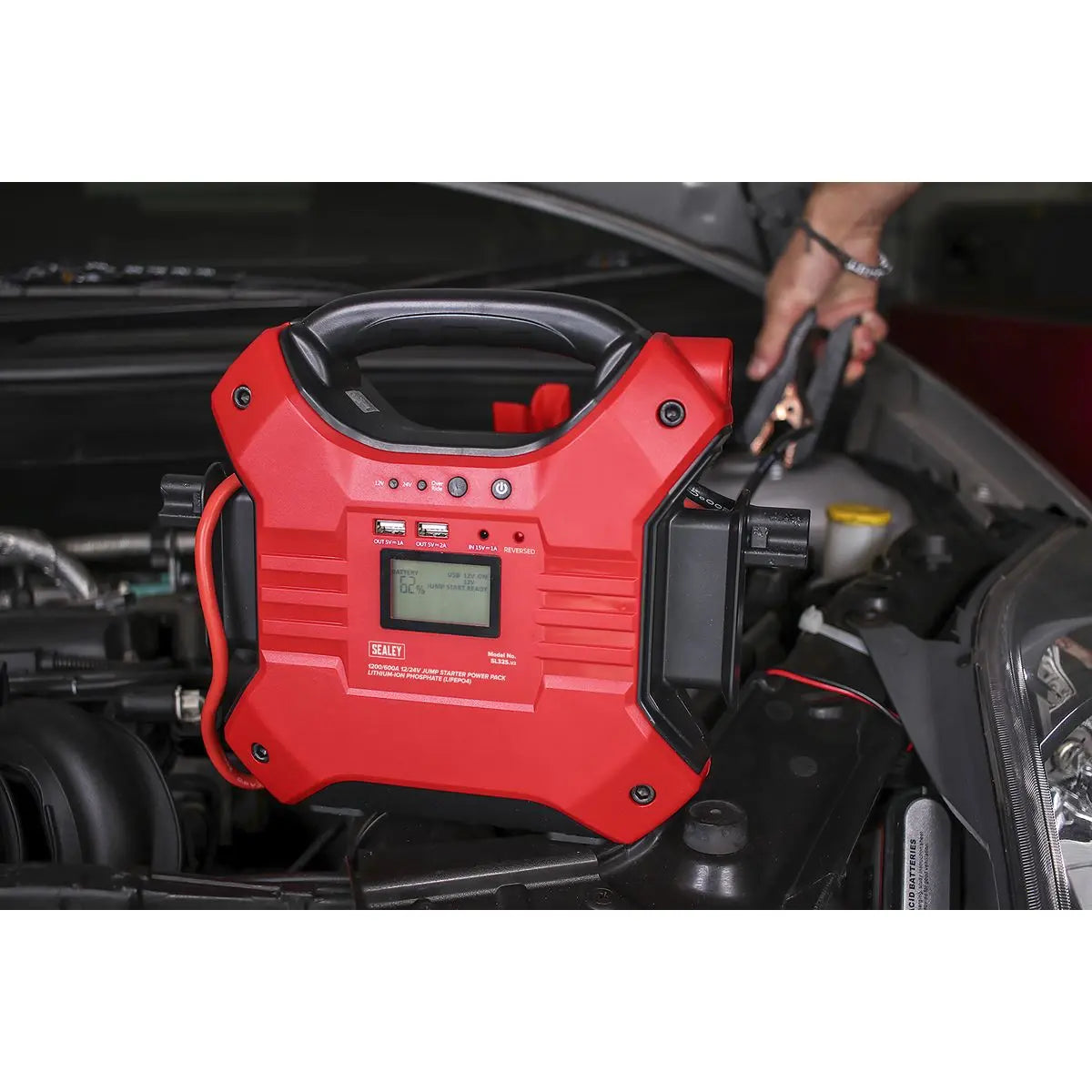 Sealey Jump Starter Power Pack Lithium-ion Phosphate (LiFePo4) 12/24V 1200/600 Peak Amps