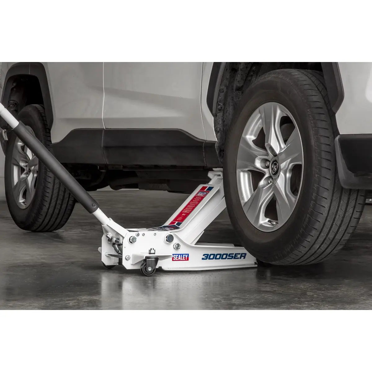 Sealey Low Profile Long Reach Trolley Jack with Rocket Lift 3 Tonne  White Rose Tools