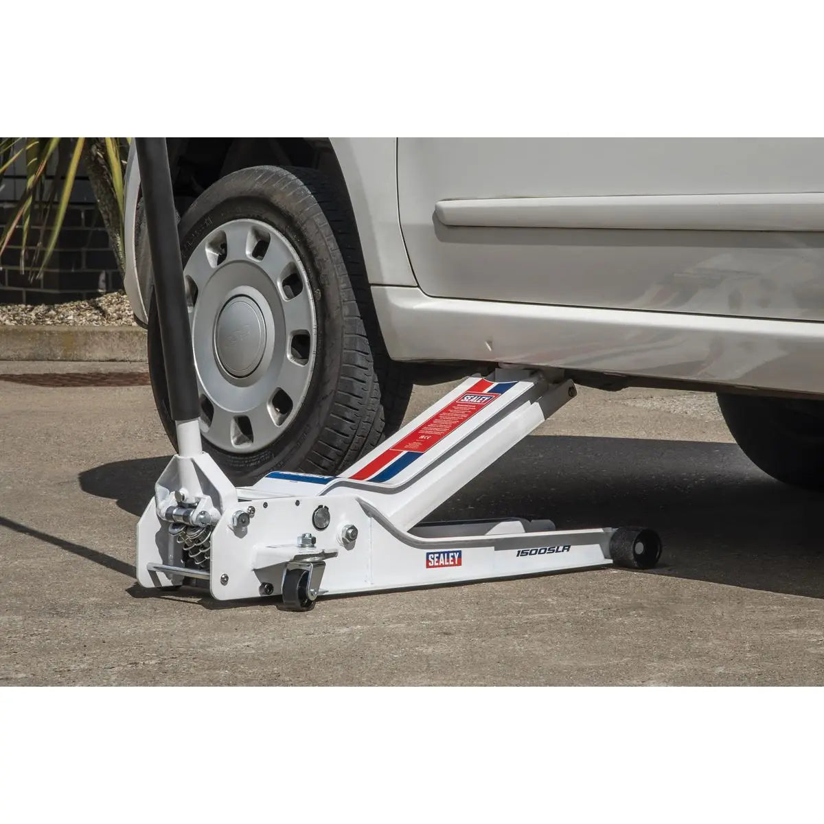 Sealey Low Profile Rocket Lift Trolley Jack 1.5 Tonne  White Rose Tools