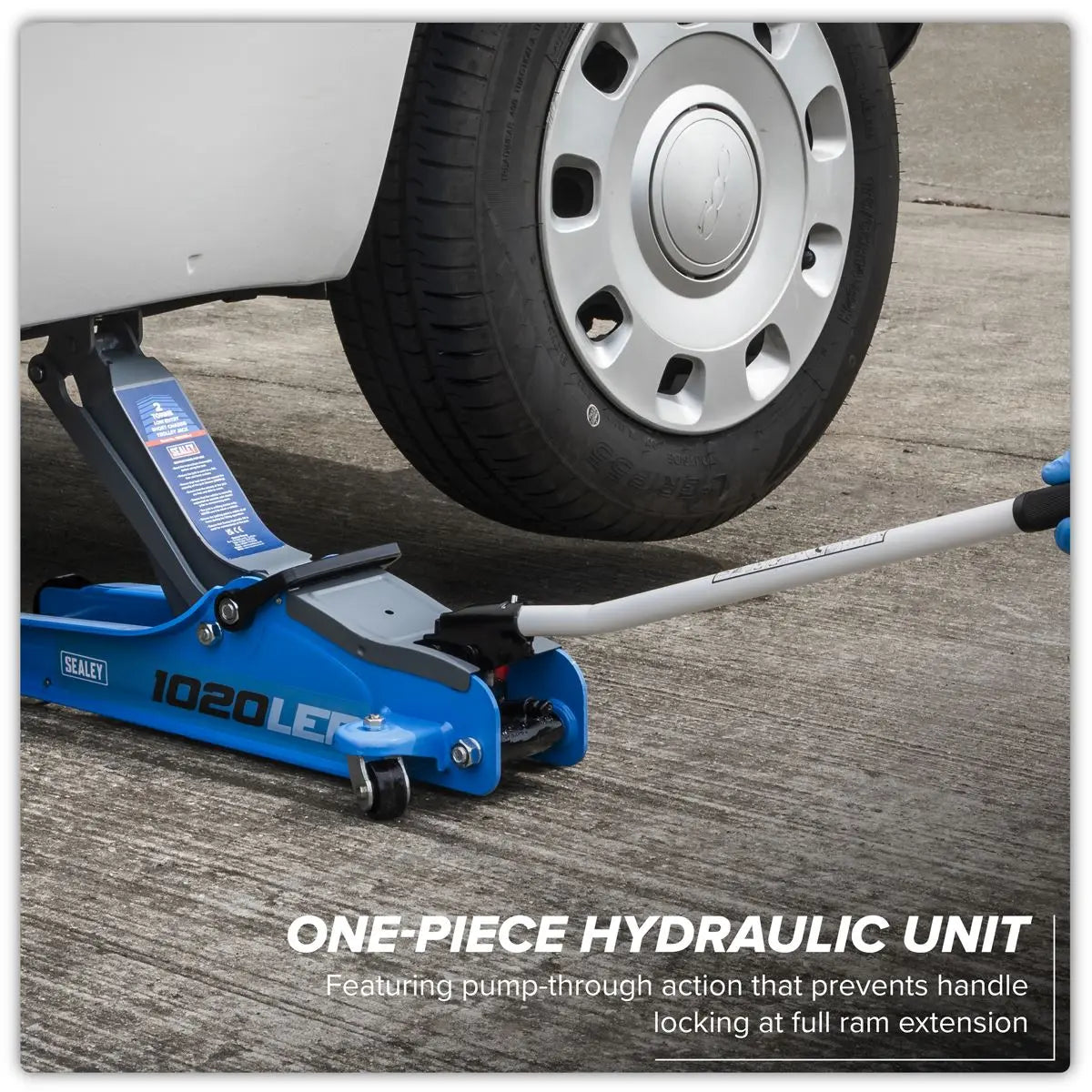 Sealey Low Profile Short Chassis Trolley Jack 2 Tonne - Blue White Rose Tools