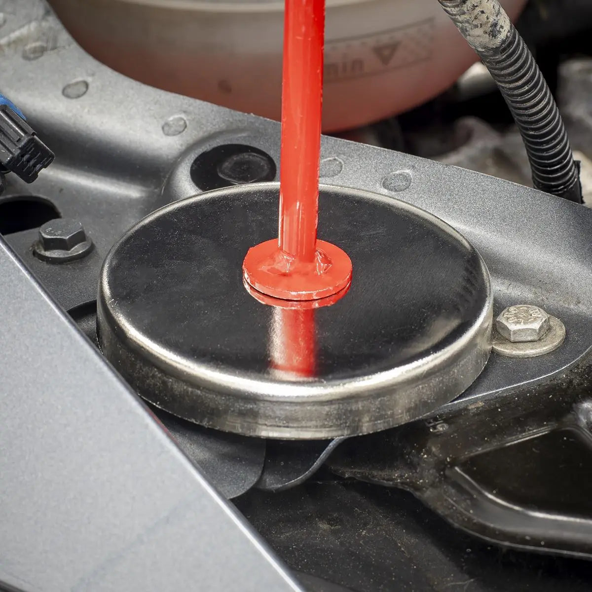 Sealey Magnetic Small Parts Holder White Rose Tools