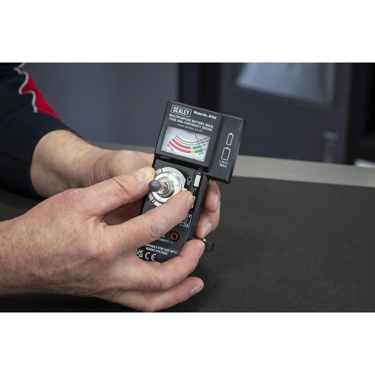 Sealey Multipurpose Battery, Bulb, Fuse & Continuity Tester  White Rose Tools