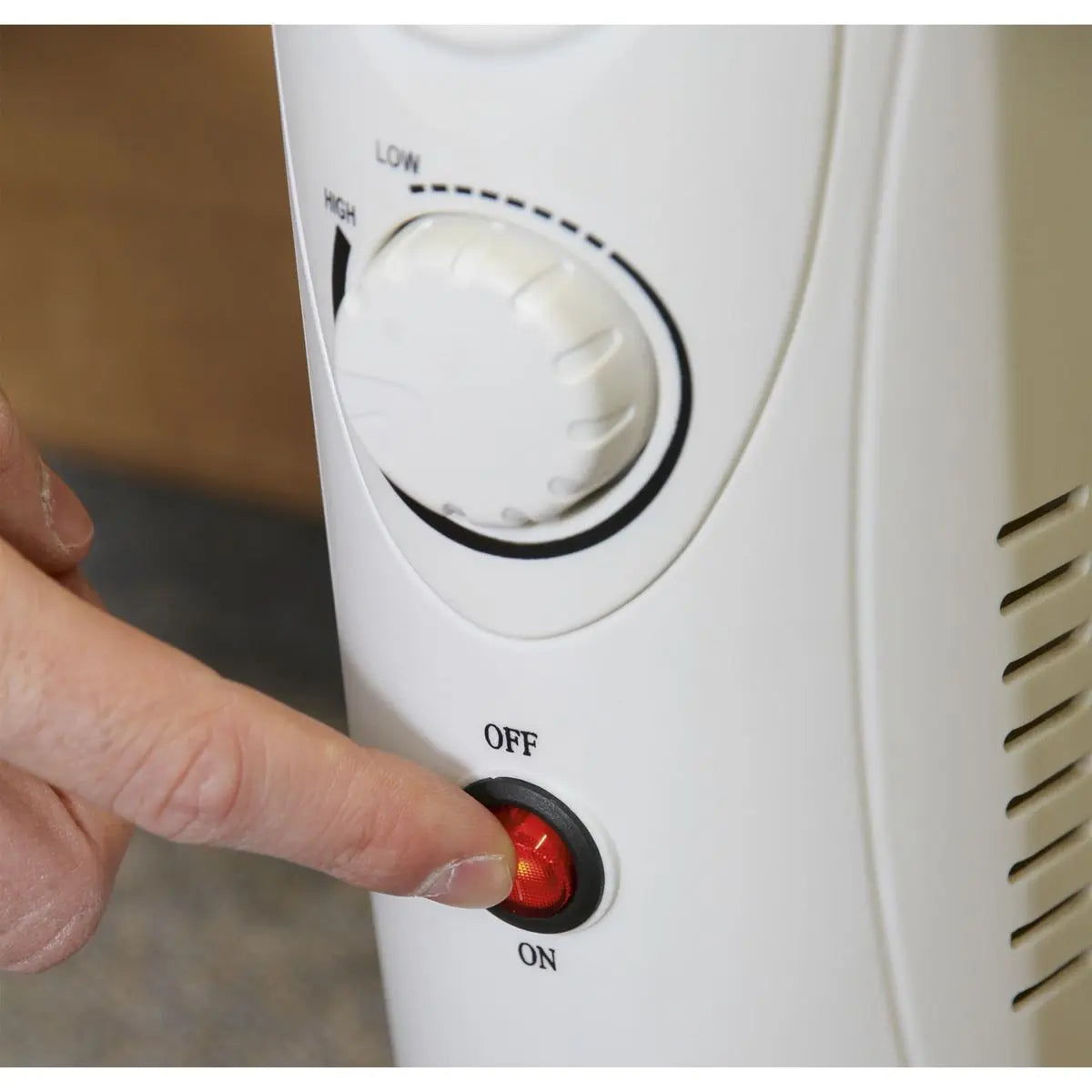 Sealey Oil-Filled Radiator Mini 800W/230V 6-Element