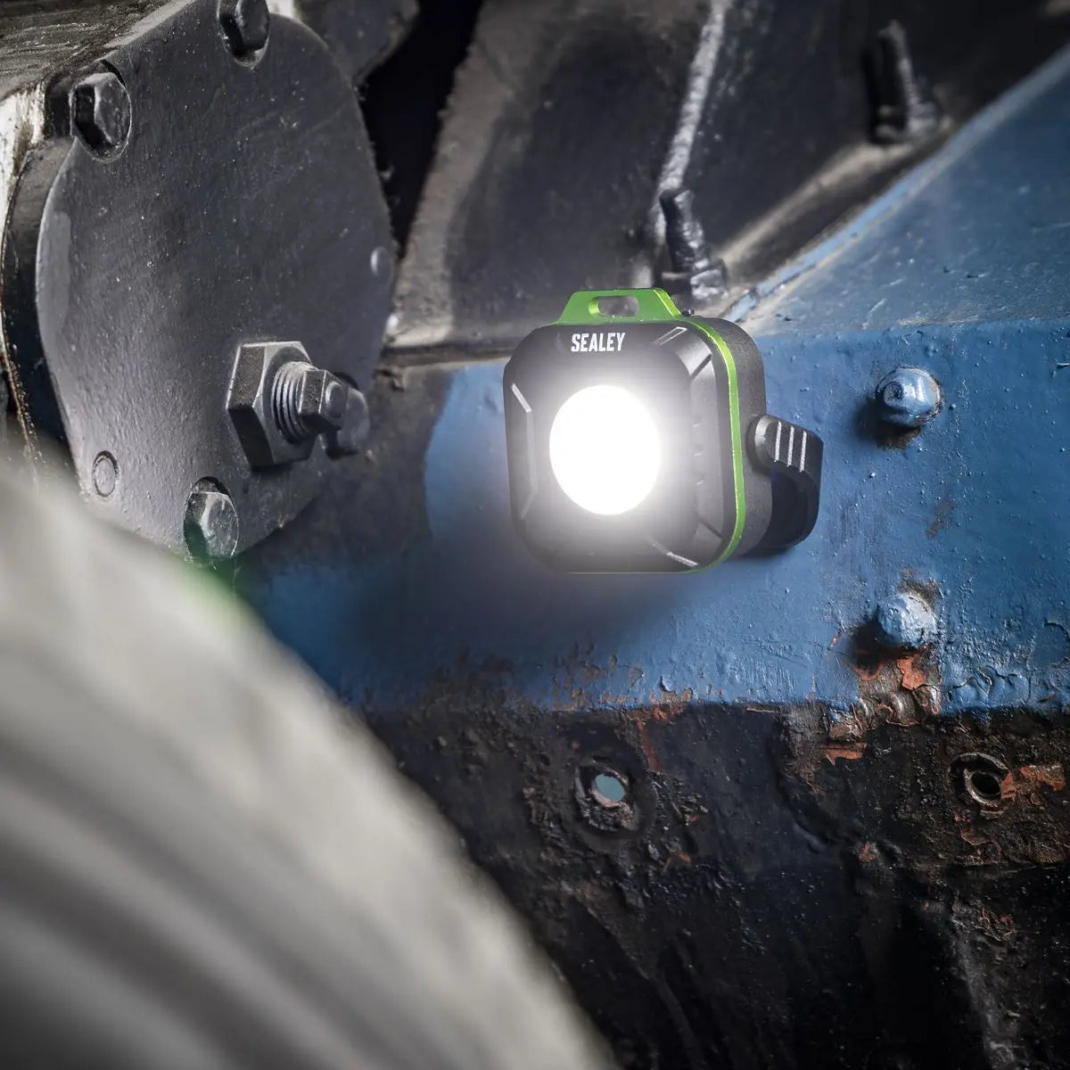 Sealey Pocket Floodlight 5W COB LED White Rose Tools