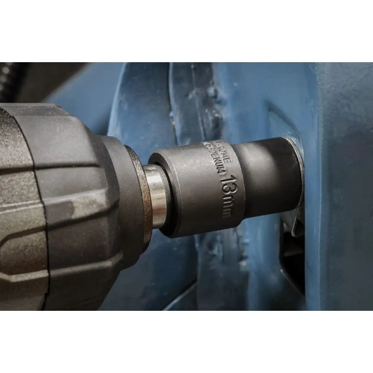 Sealey Premier 13 Piece 1/2" Drive Lock On Impact Socket Set 10-24mm Rounded Nuts