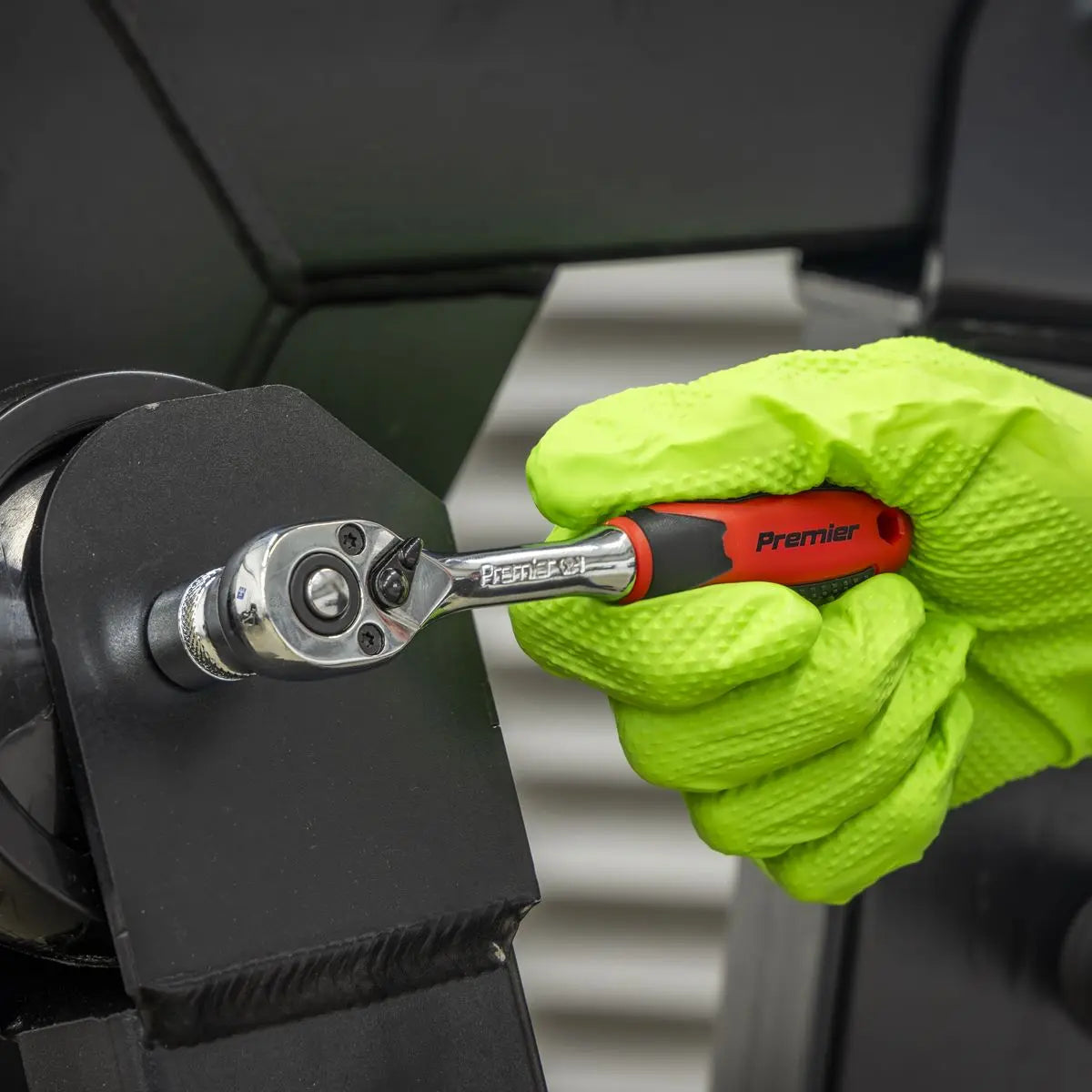 Sealey Premier 32 Piece 1/4" Drive Lock On Socket Set 4-14mm Ratchet Handle