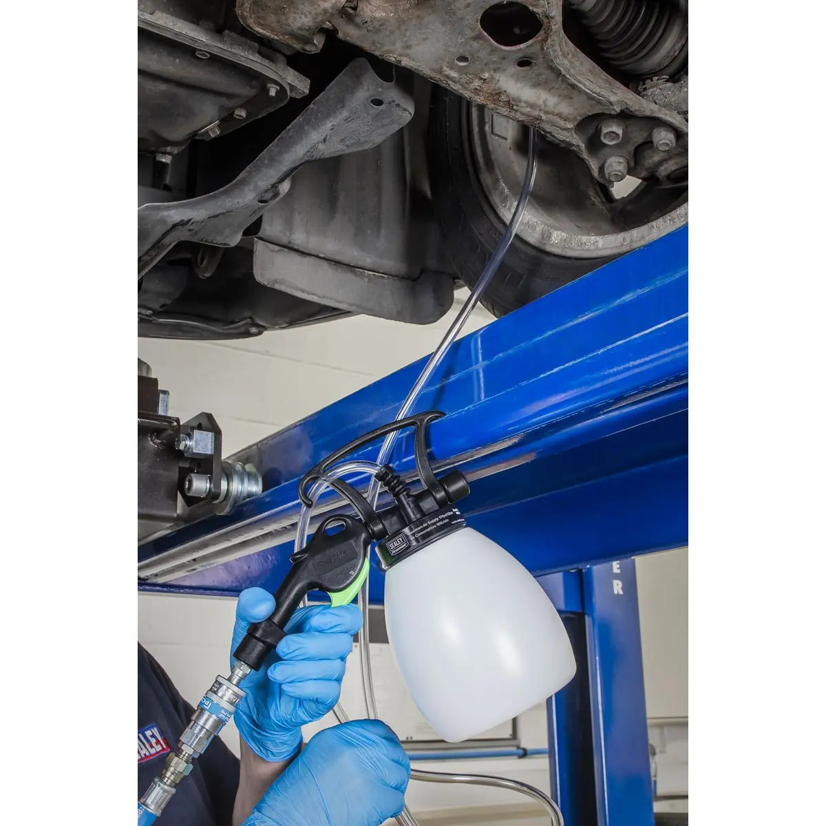 Sealey Premier Brake & Clutch Bleeder Pneumatic Vacuum 1.2L White Rose Tools