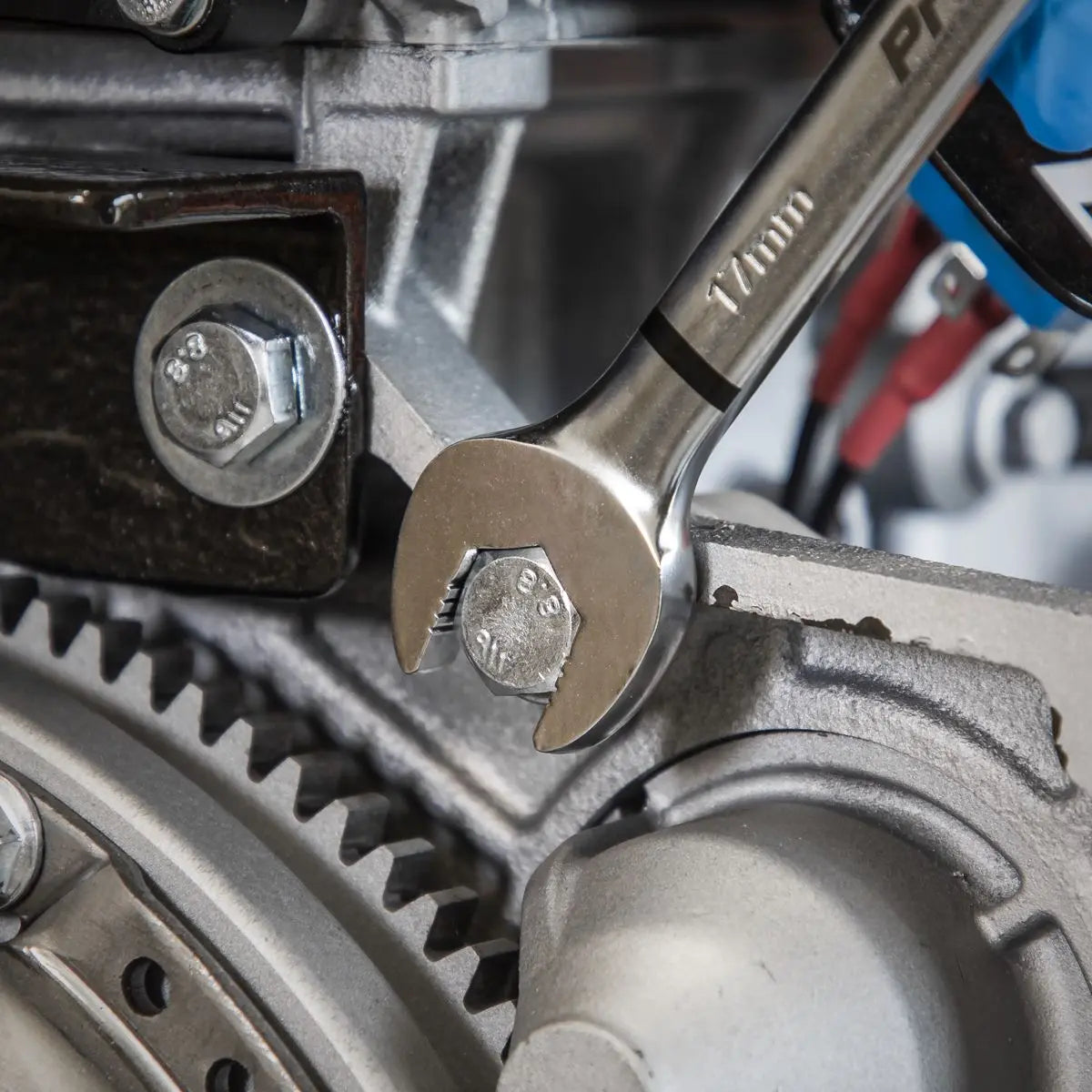 Sealey Premier Combination Spanner Set Anti-Slip 12pc Metric - Platinum Series White Rose Tools