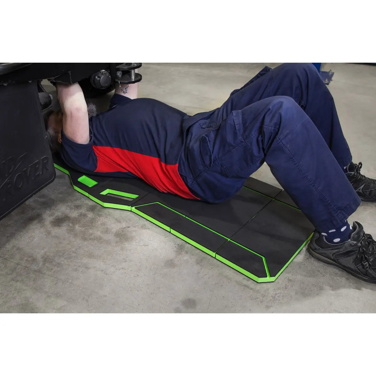 Sealey Premier Folding Mechanic's Work Mat Premier 31mm  White Rose Tools