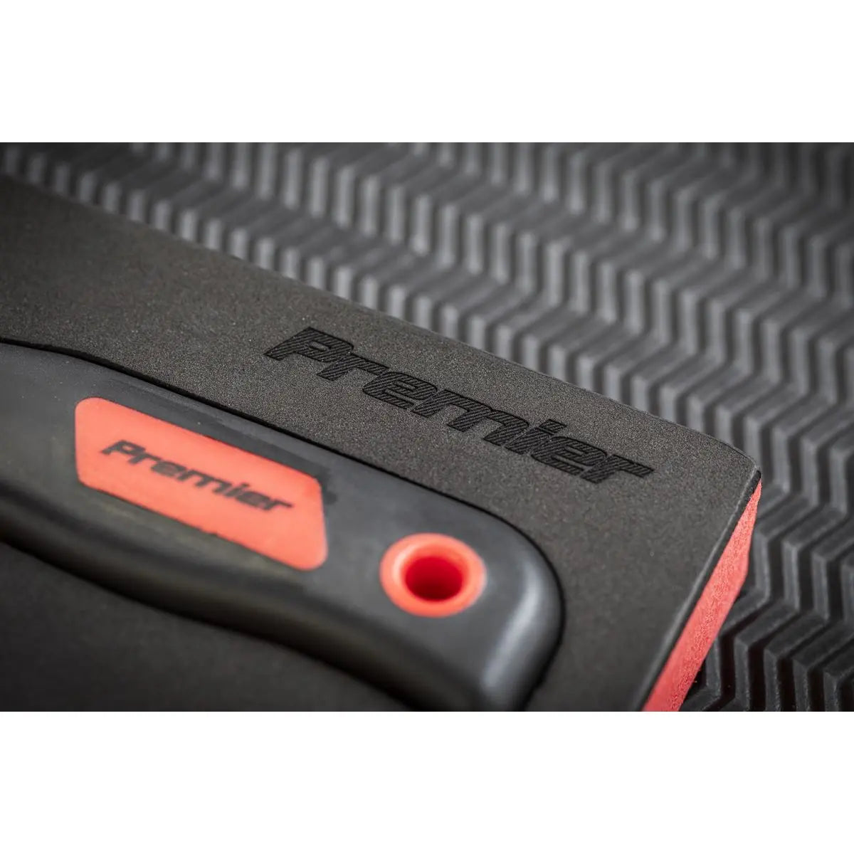 Sealey Premier Insulated Cutting Set 3pc with Tool Tray - VDE Approved White Rose Tools