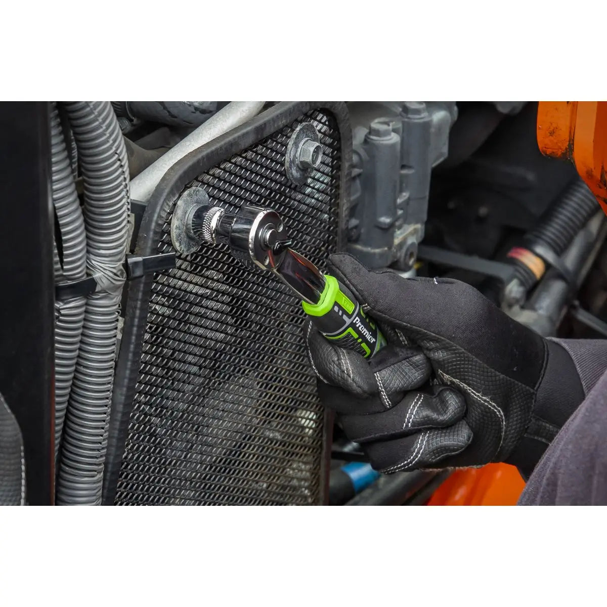 Sealey Premier Mechanic's Tool Kit 144pc Hi-Vis Green