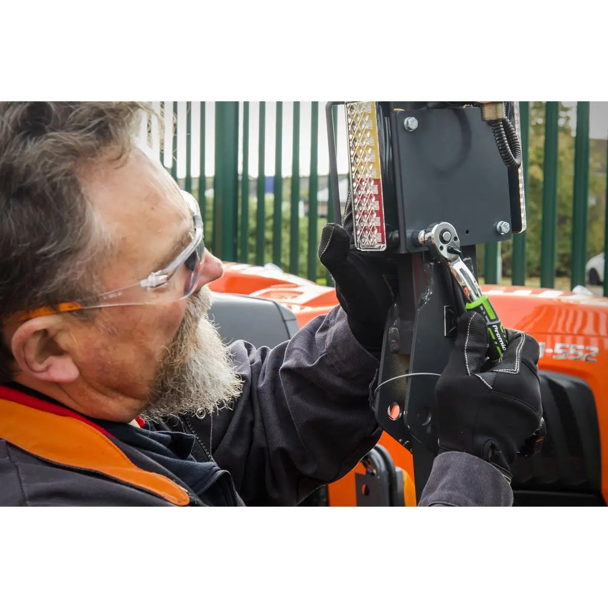 Sealey Premier Mechanic's Tool Kit 144pc Hi-Vis Green