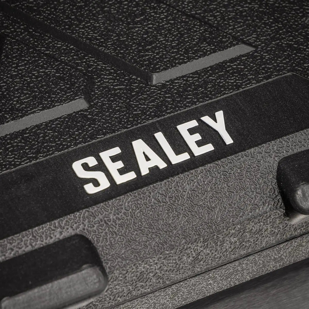 Sealey Premier Metric & SAE/Imperial Titanium Coated Hexagonal Tap & Die Set 46pc White Rose Tools