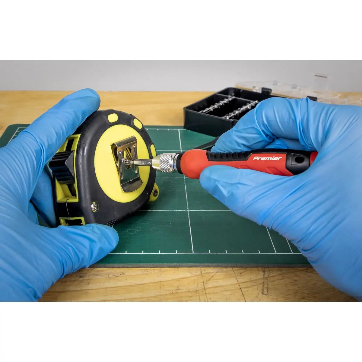 Sealey Premier Precision Bit Screwdriver Set 32pc White Rose Tools