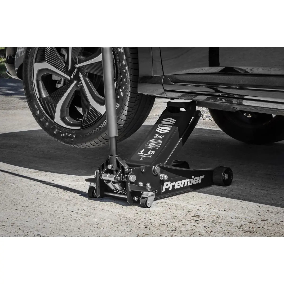 Sealey Premier Premier Low Profile Trolley Jack with Rocket Lift 4 Tonne - Black