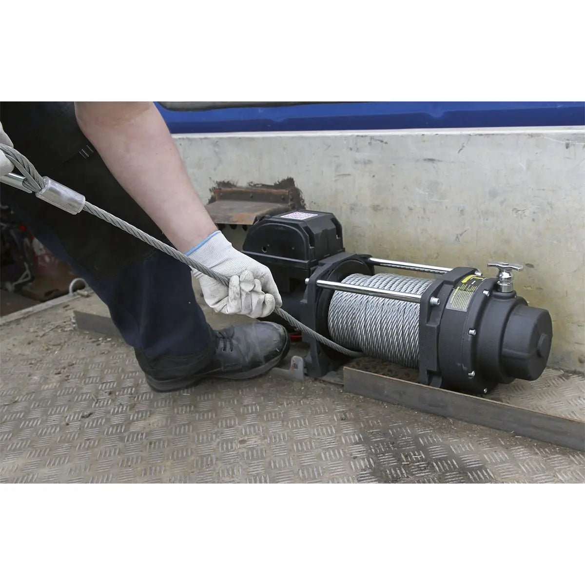 Sealey Premier Recovery Winch 8180kg(18000lb)Line Pull 12V Industrial