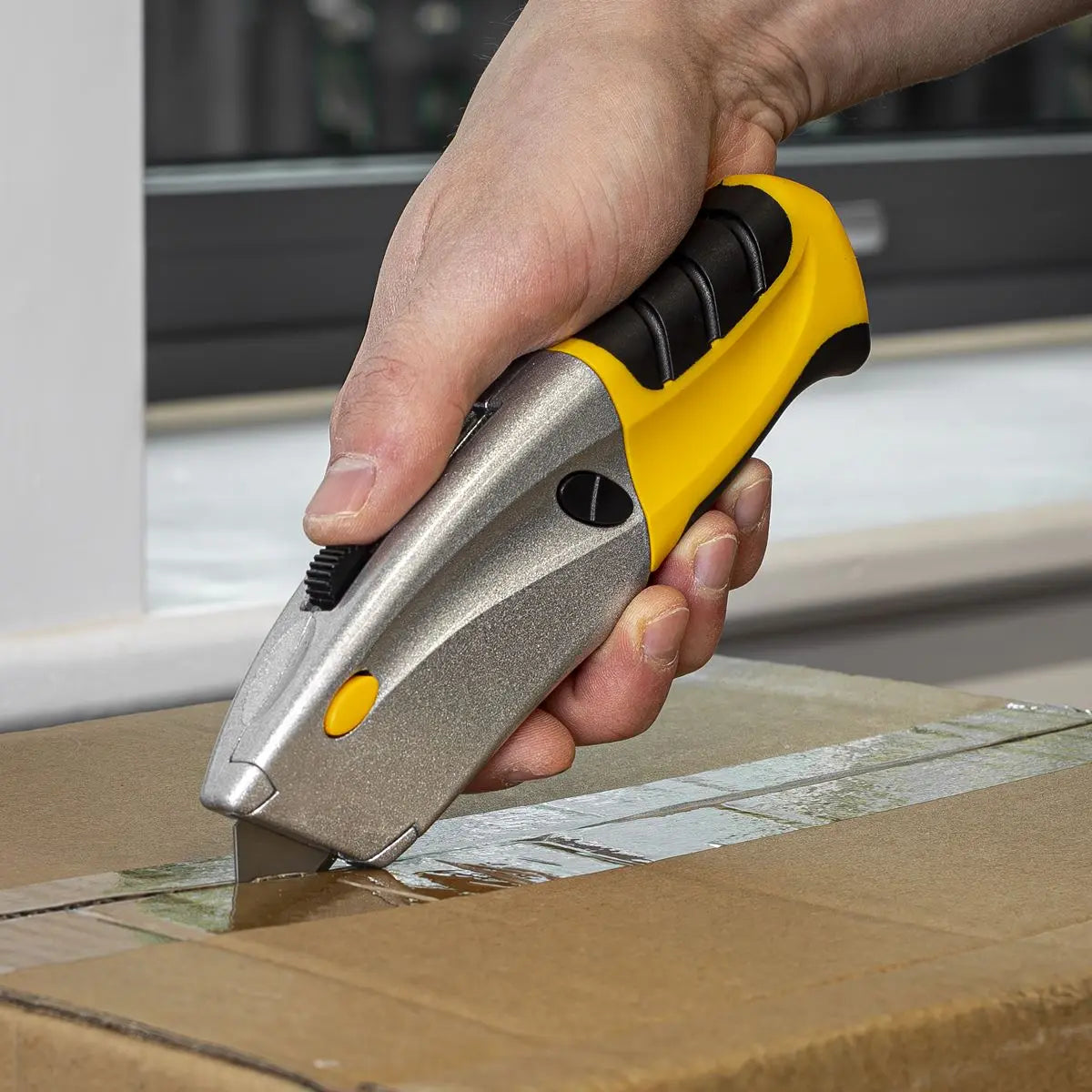 Sealey Premier Retractable Utility Knife White Rose Tools