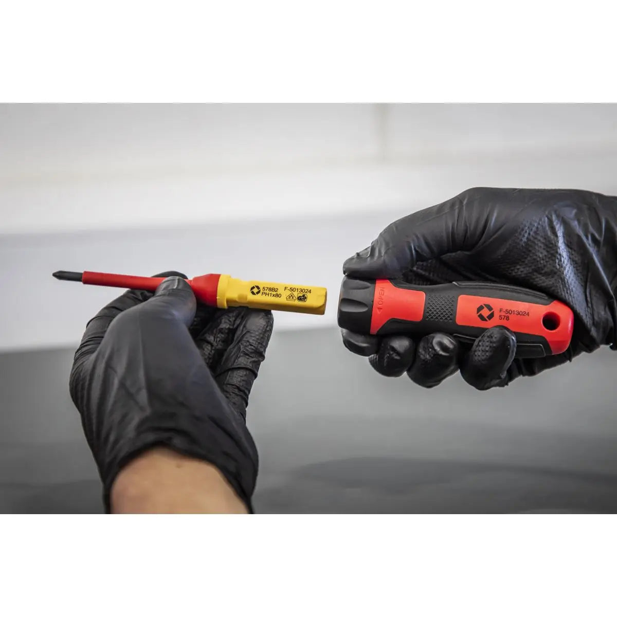 Sealey Premier Screwdriver Set Interchangeable 8pc - VDE Approved