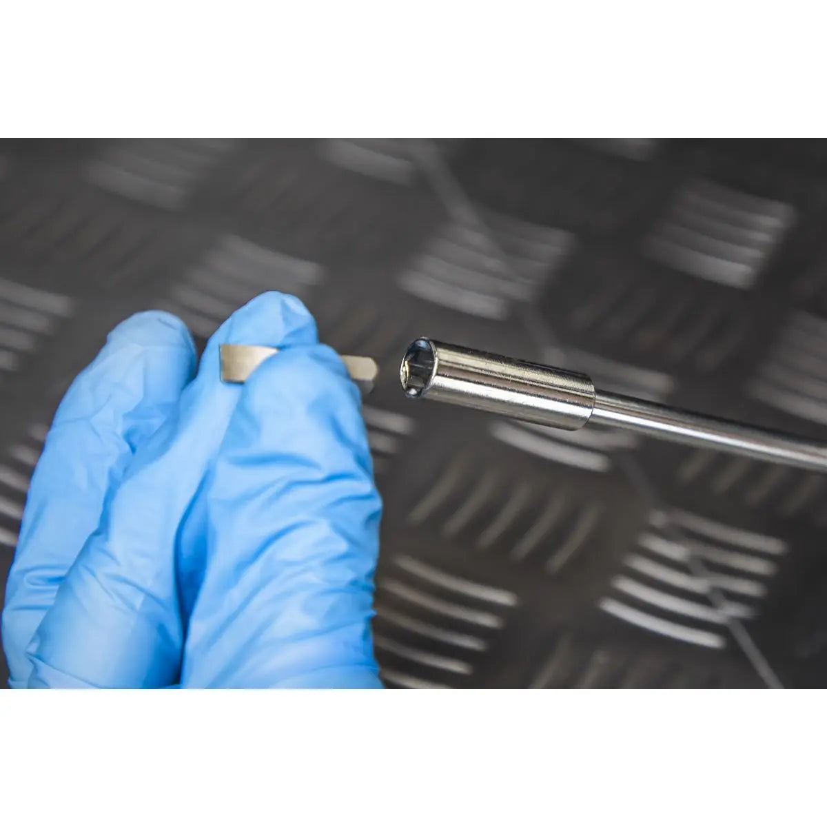 Sealey Premier Screwdriver & Bit Set 33pc GripMAX® - Hi-Vis