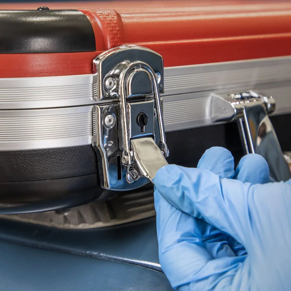 Sealey Premier Socket Set 216pc 1/4", 3/8" & 1/2"Sq Drive WallDrive® White Rose Tools