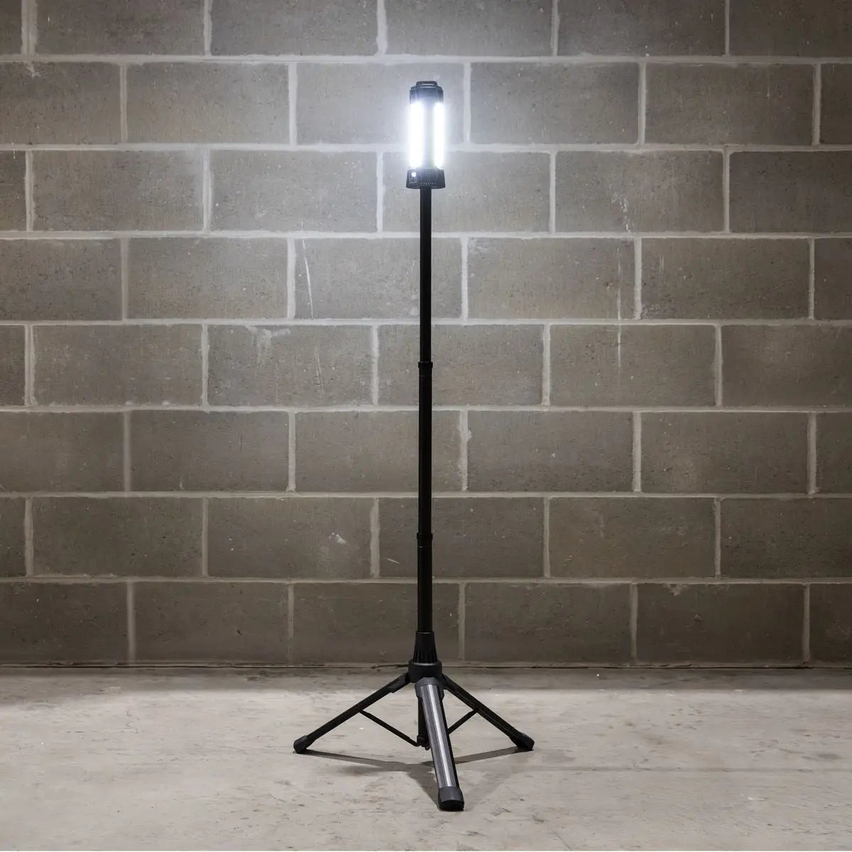 Sealey Rechargeable Flexible Floodlight with Tripod 24W COB LED & 5W SMD LED White Rose Tools