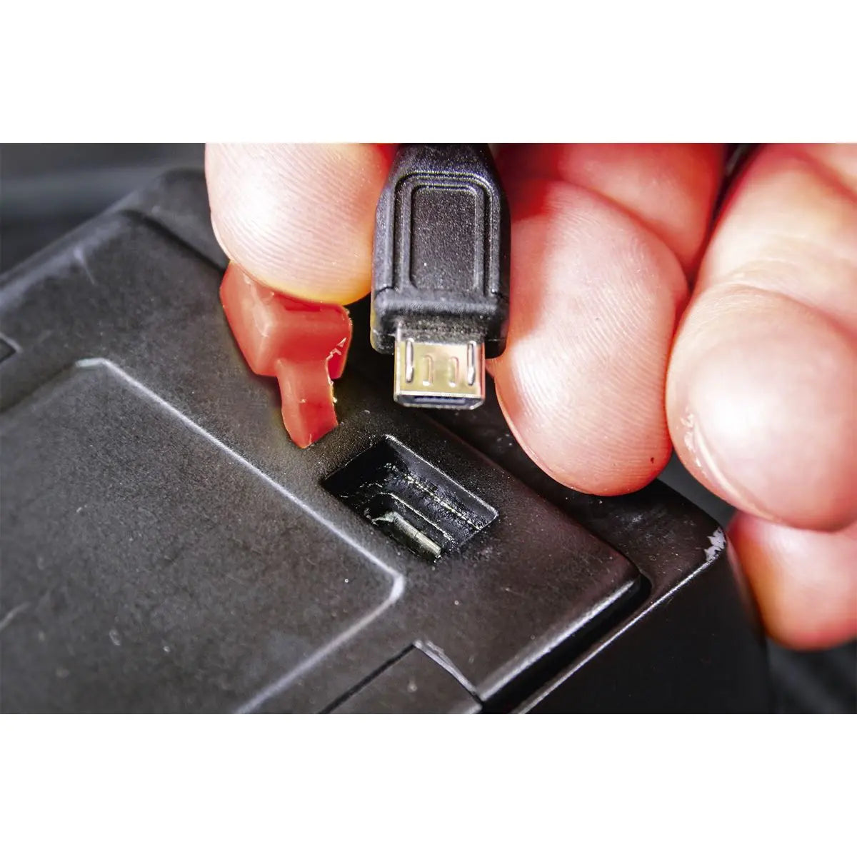 Sealey Rechargeable Portable Floodlight 20W SMD LED White Rose Tools