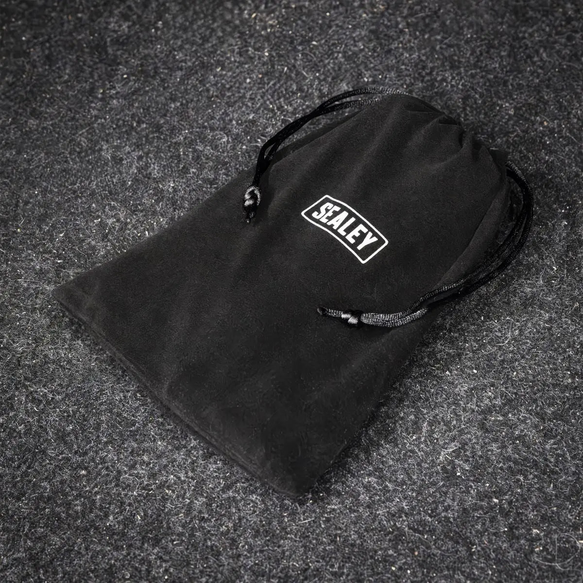 Sealey Rechargeable Tyre Inflator & Power Bank with Worklight 12V  White Rose Tools