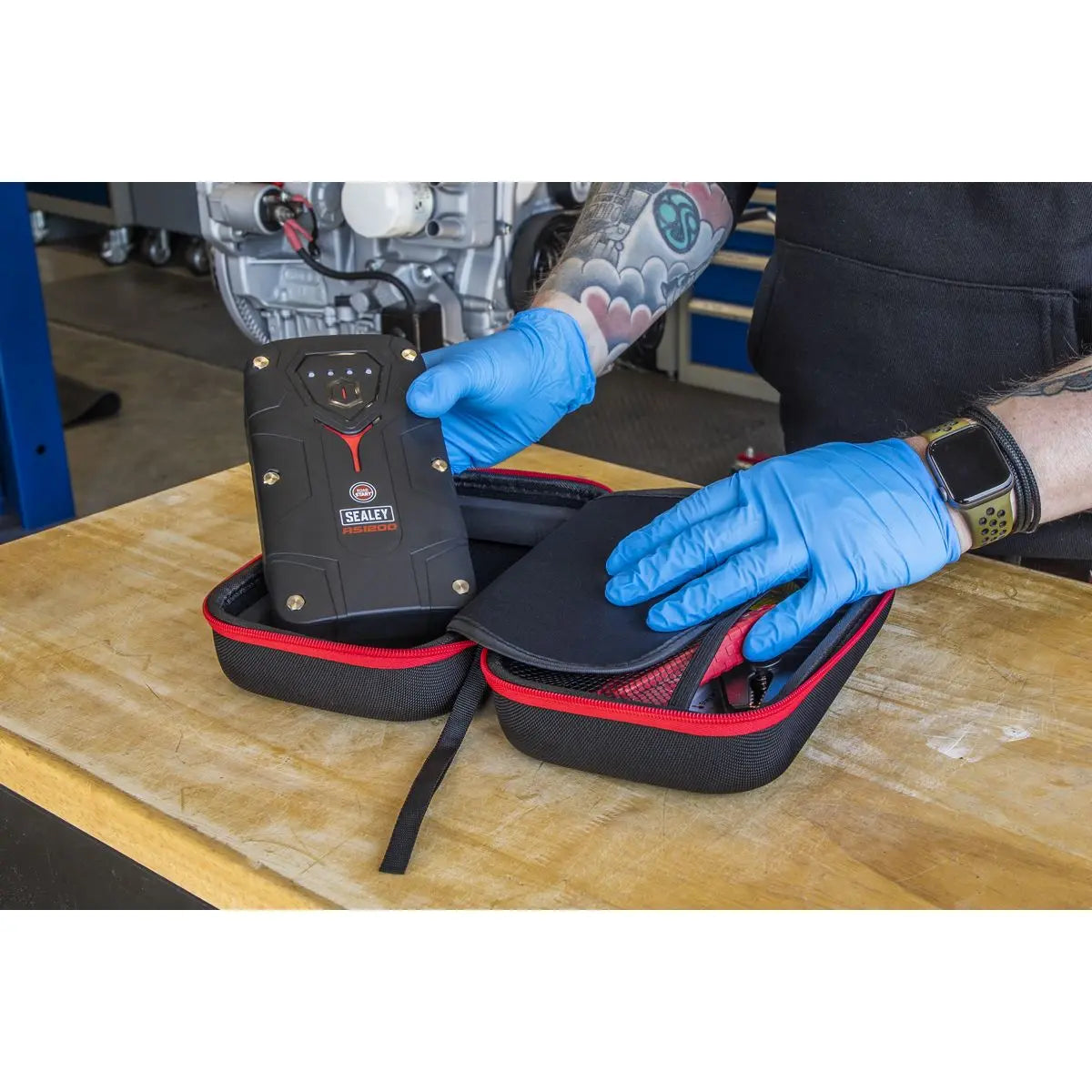 Sealey RoadStart® 1200A 12V Lithium-ion Jump Starter Power Pack