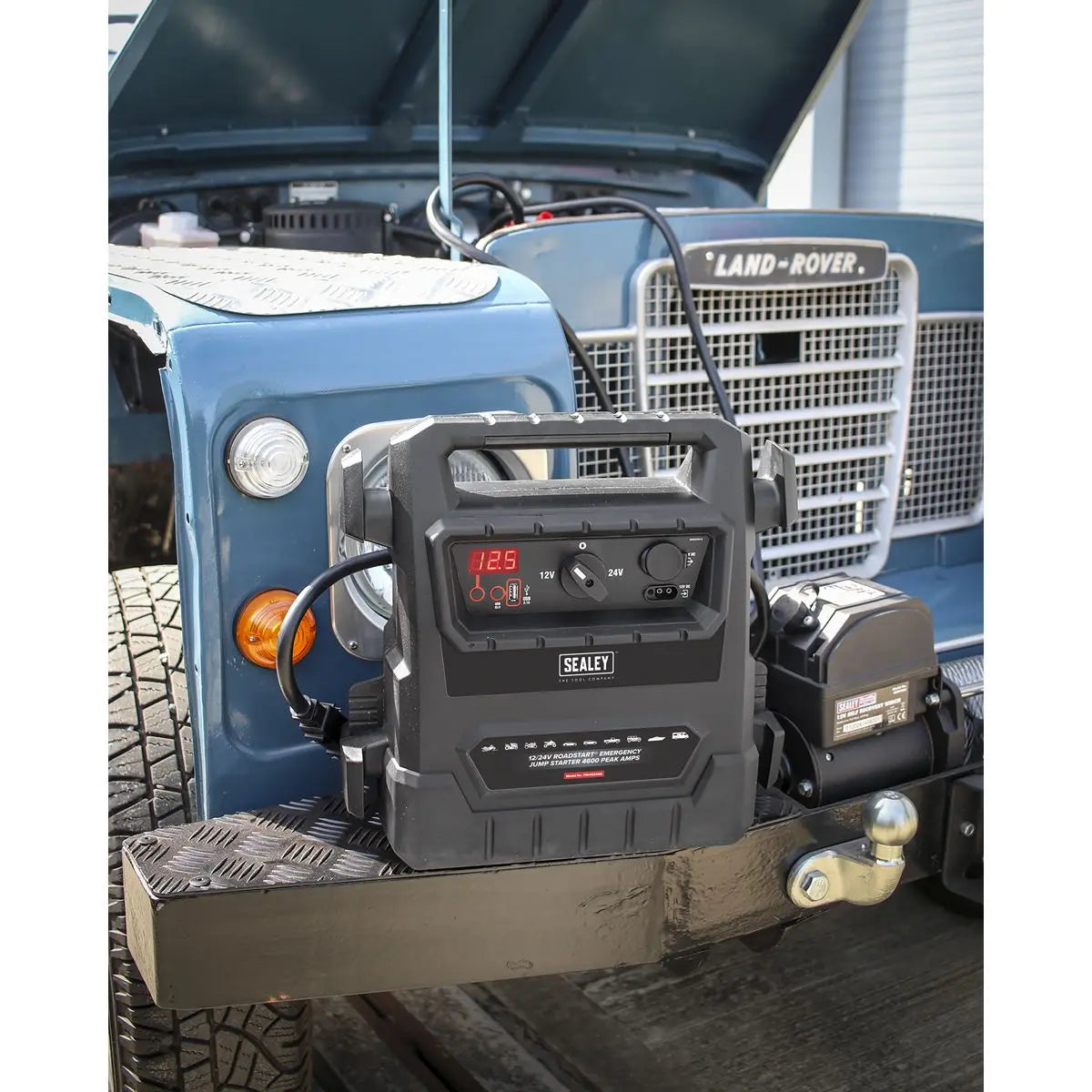 Sealey RoadStart® Emergency Jump Starter 12/24V 4600 Peak Amps - DEKRA Approved