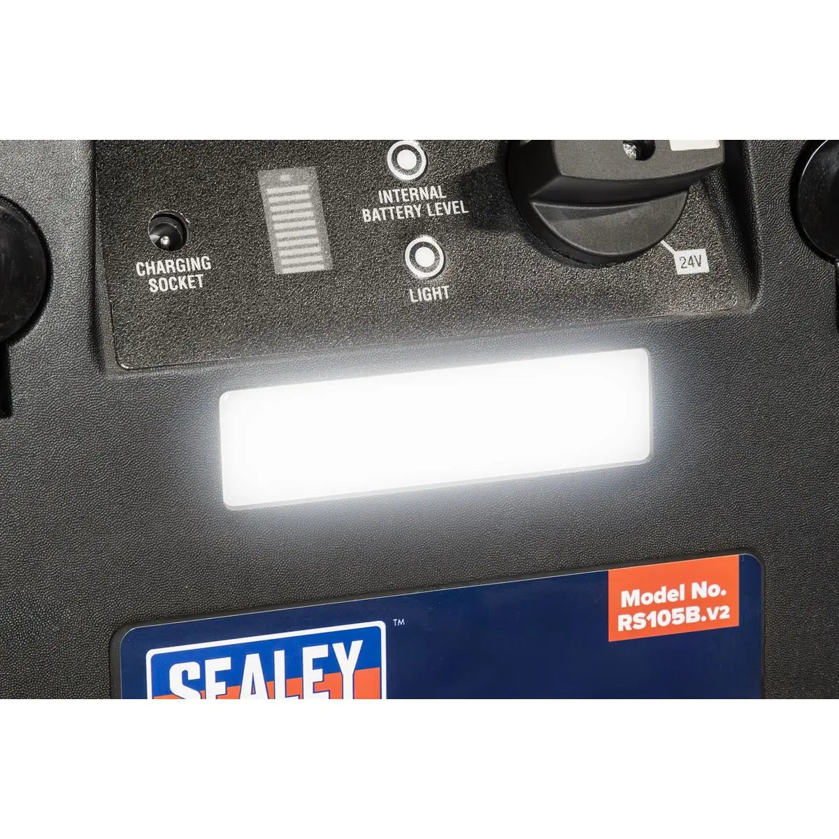 Sealey RoadStart® Emergency Jump Starter 12/24V 6L 8-Cylinder