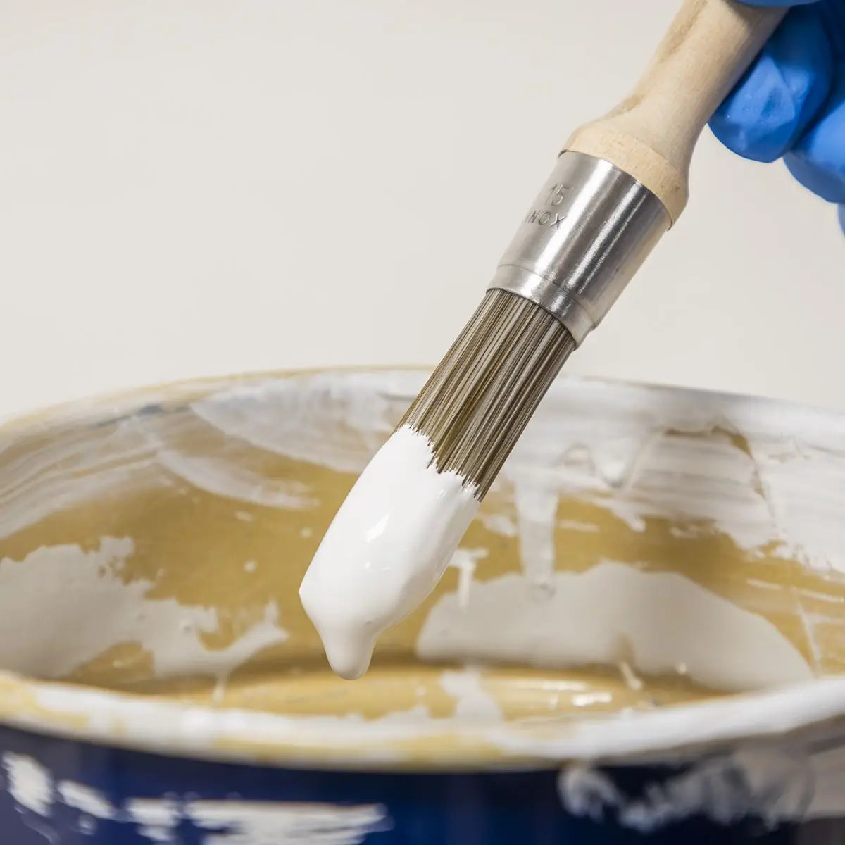 Sealey Round Sash Brush 15mm  White Rose Tools