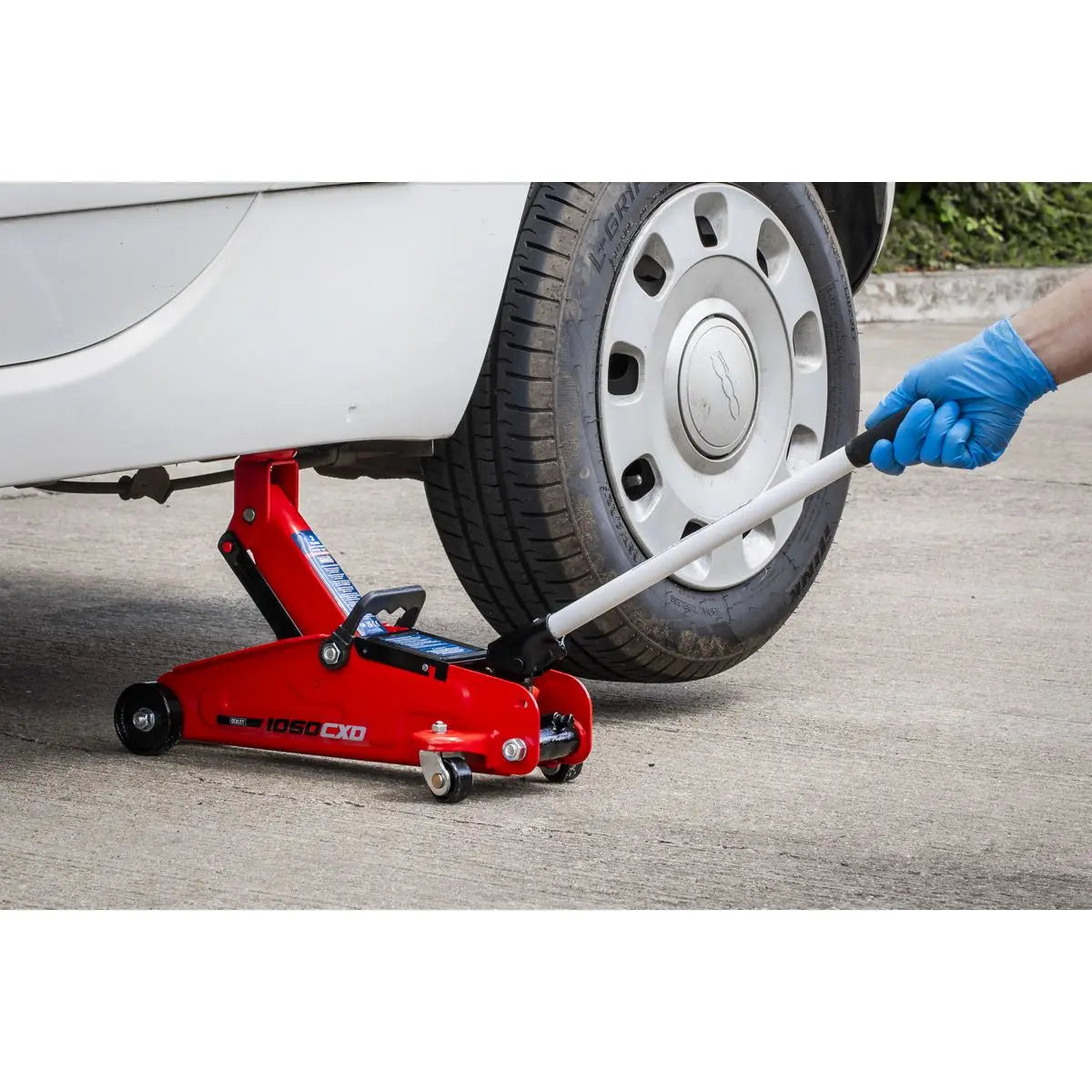 Sealey Short Chassis Trolley Jack with Storage Case 2 Tonne
