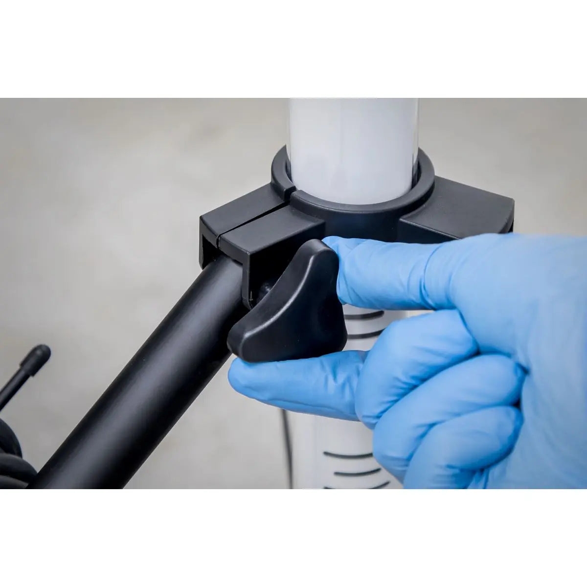 Sealey Slim Standing Floodlight 360° 60W SMD LED 230V White Rose Tools