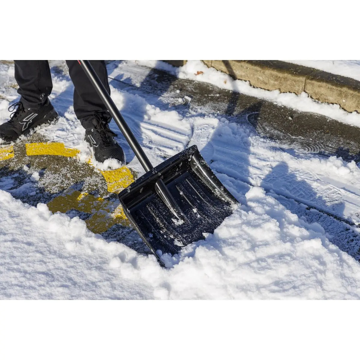 Sealey Snow Shovel 395mm White Rose Tools