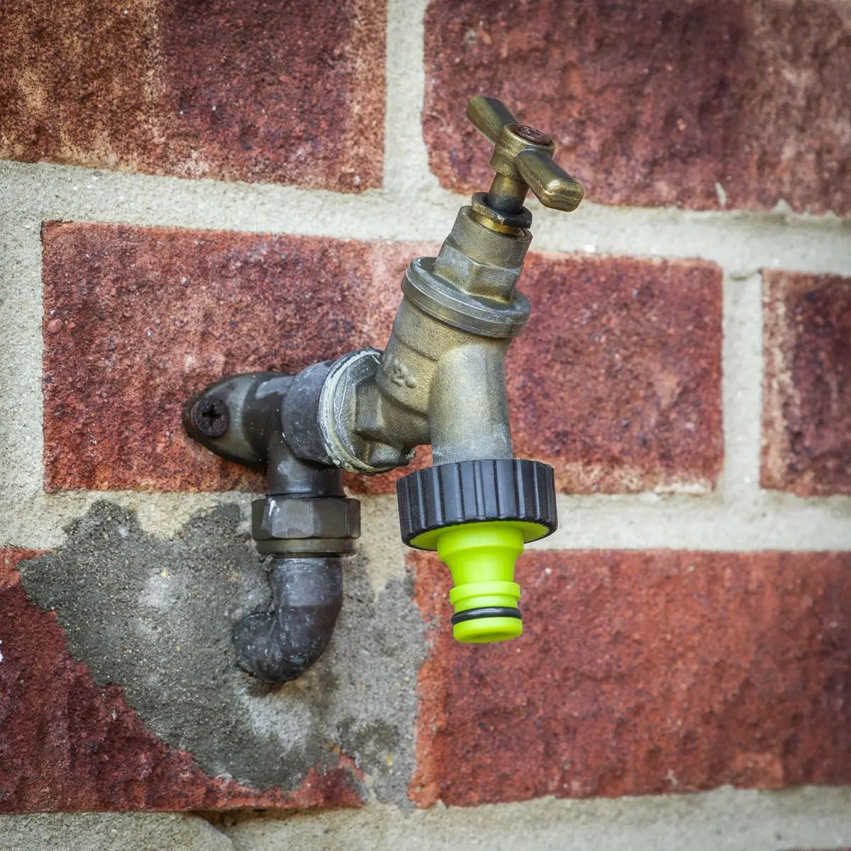 Sealey Soft Touch Tap Adaptor 1/2"-3/4 White Rose Tools