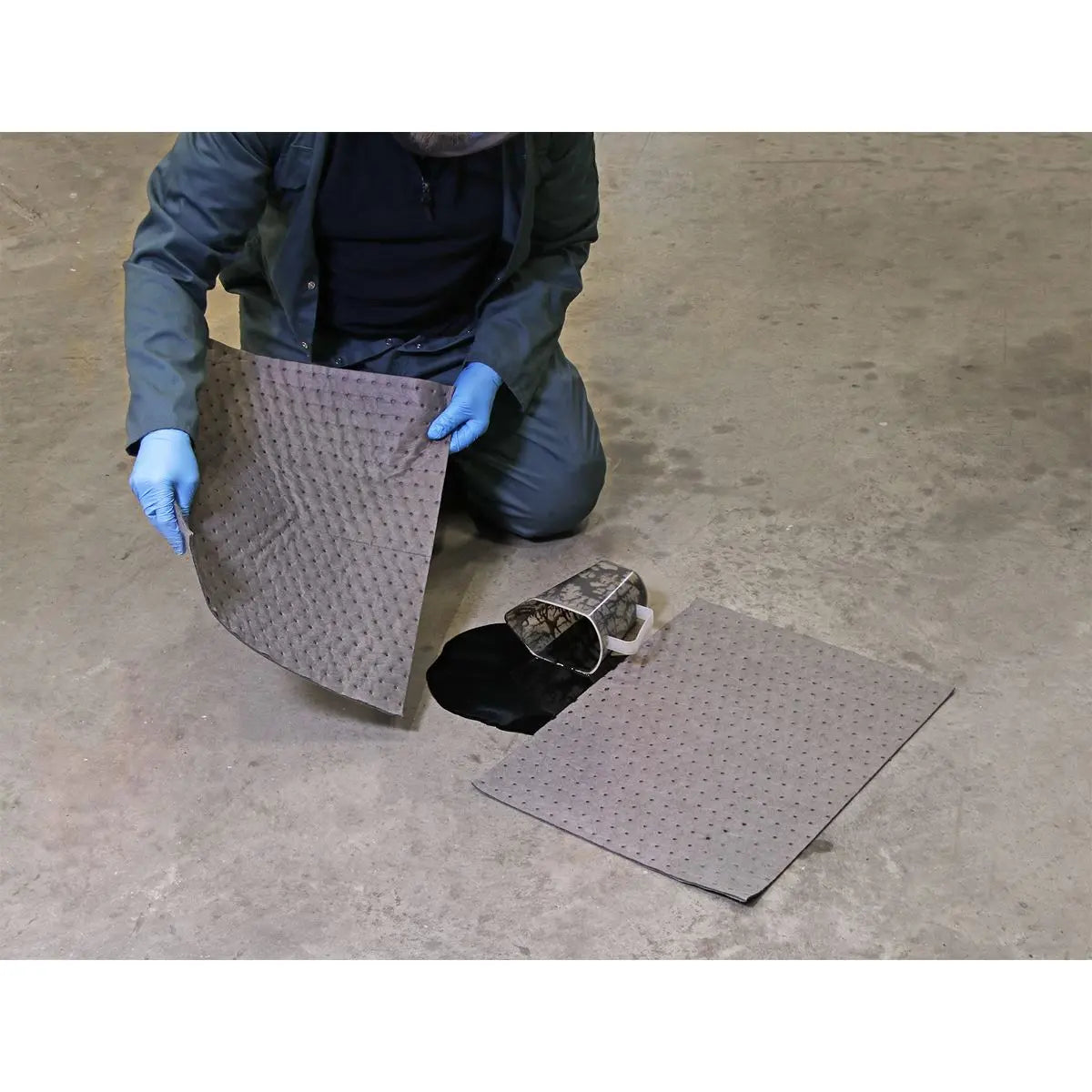 Sealey Spill Absorbent Pad Pack of 100