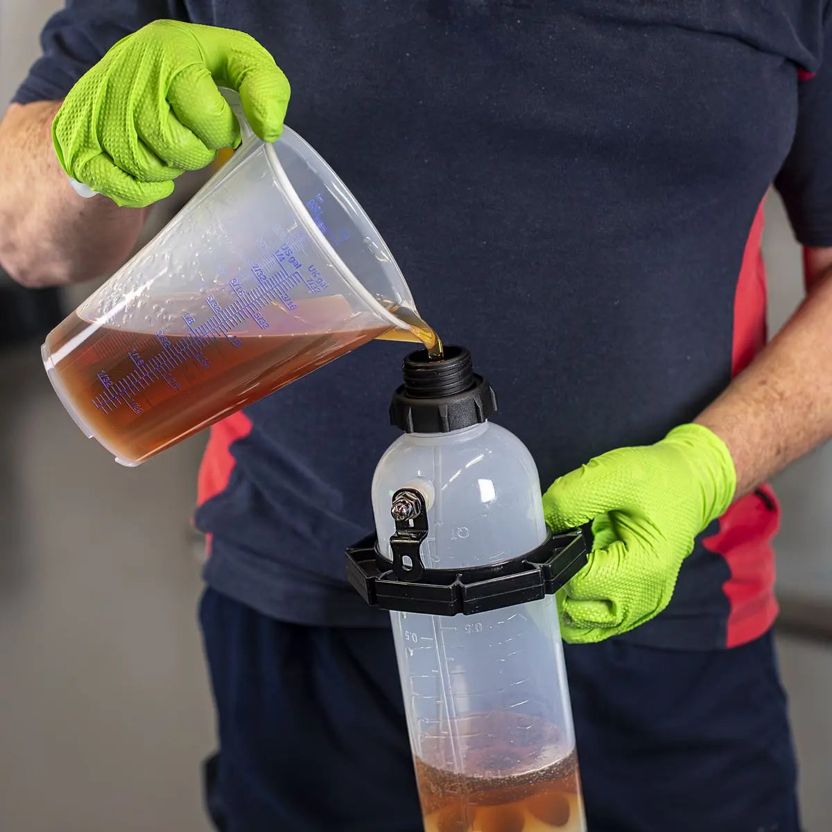 Sealey Spring Loaded Oil Refill Syringe 1.1L  White Rose Tools