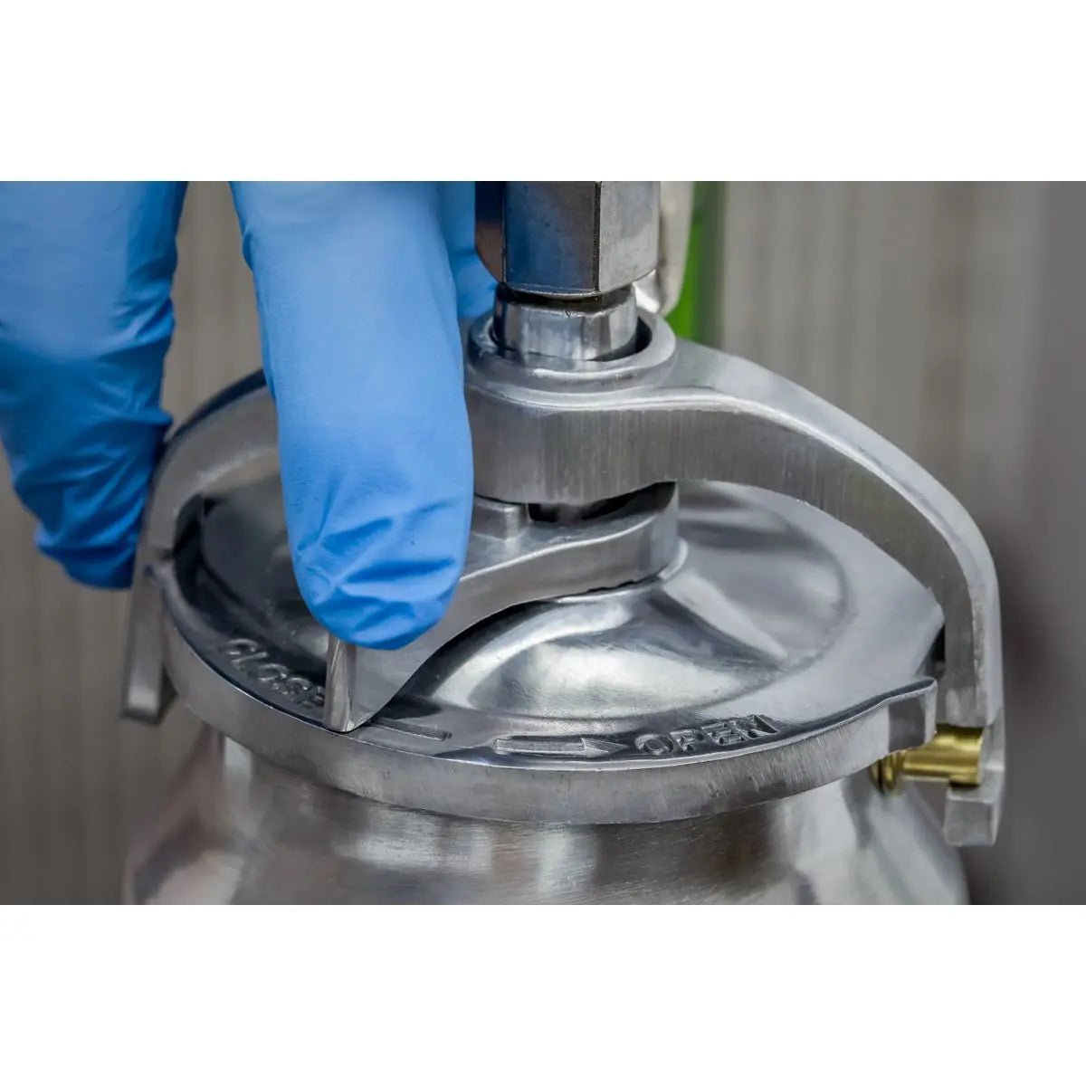 Sealey Suction Feed Spray Gun 2.5mm Set-Up