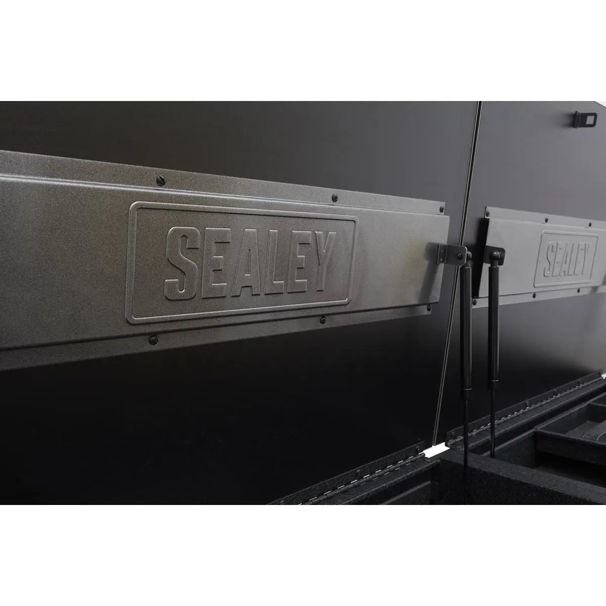 Sealey Superline Pro Mobile Tool Cabinet 1600mm with Power Tool Charging Drawer