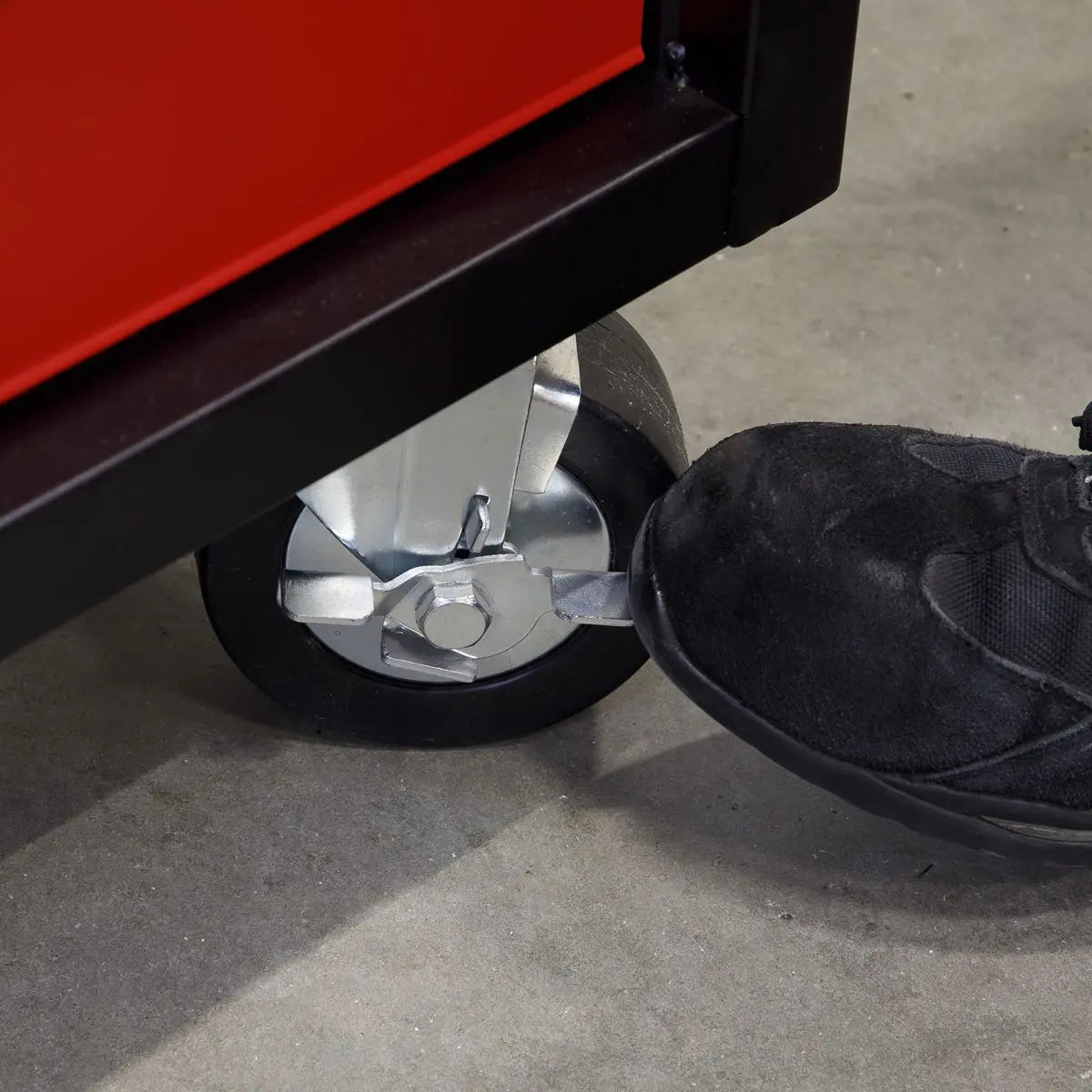 Sealey Superline Pro Mobile Workstation 10 Drawer with Backboard White Rose Tools