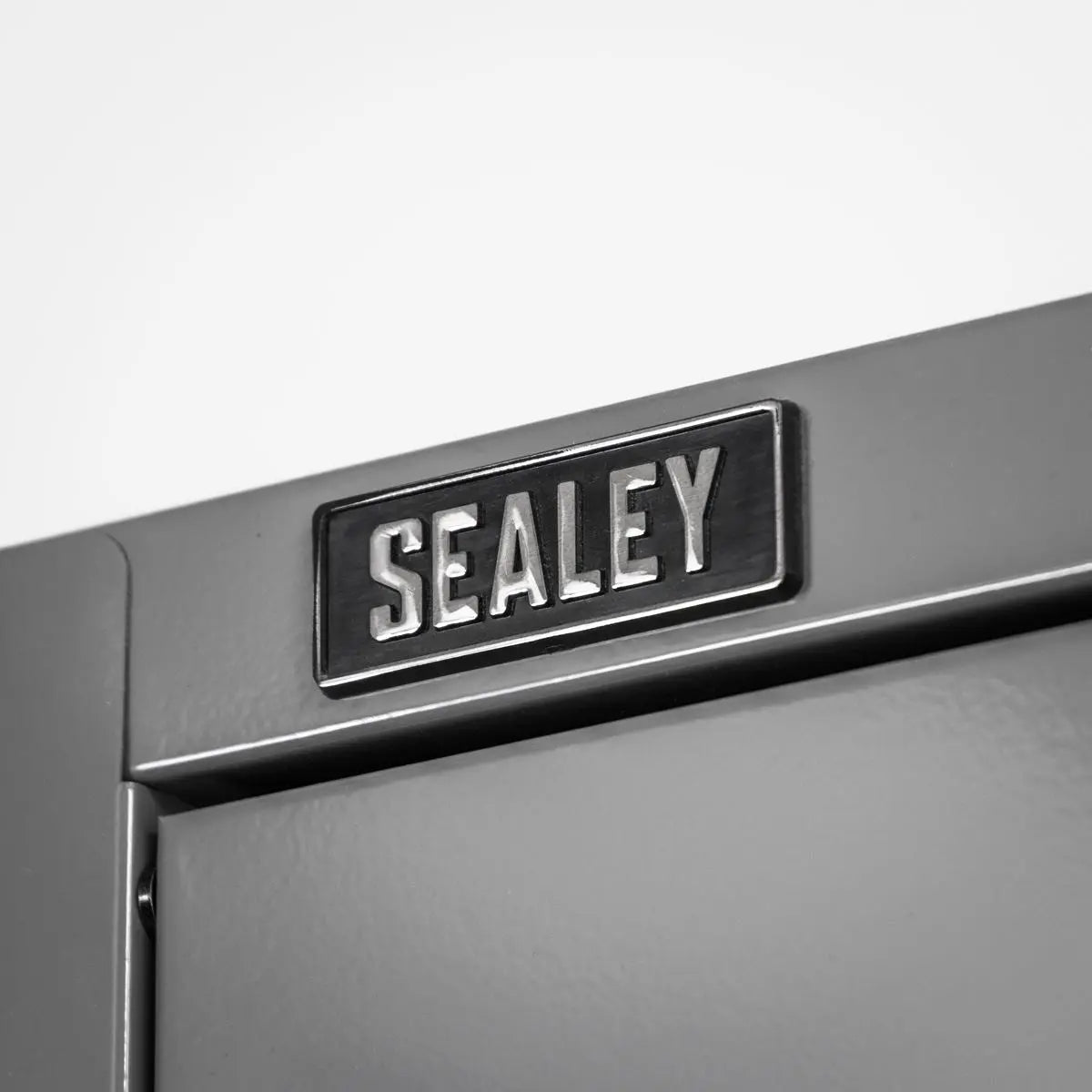 Sealey Superline Pro Superline PRO® Black Edition Storage System with Rubber Wood Worktop 2.04m White Rose Tools