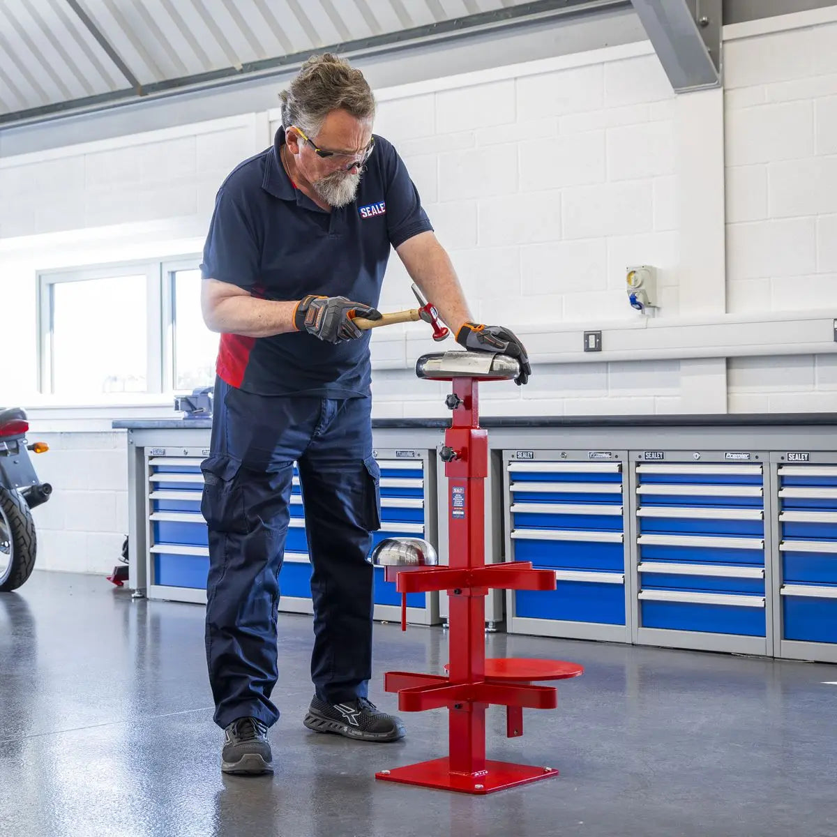 Sealey Tank Shaped Dolly for Bodywork Metal Forming White Rose Tools