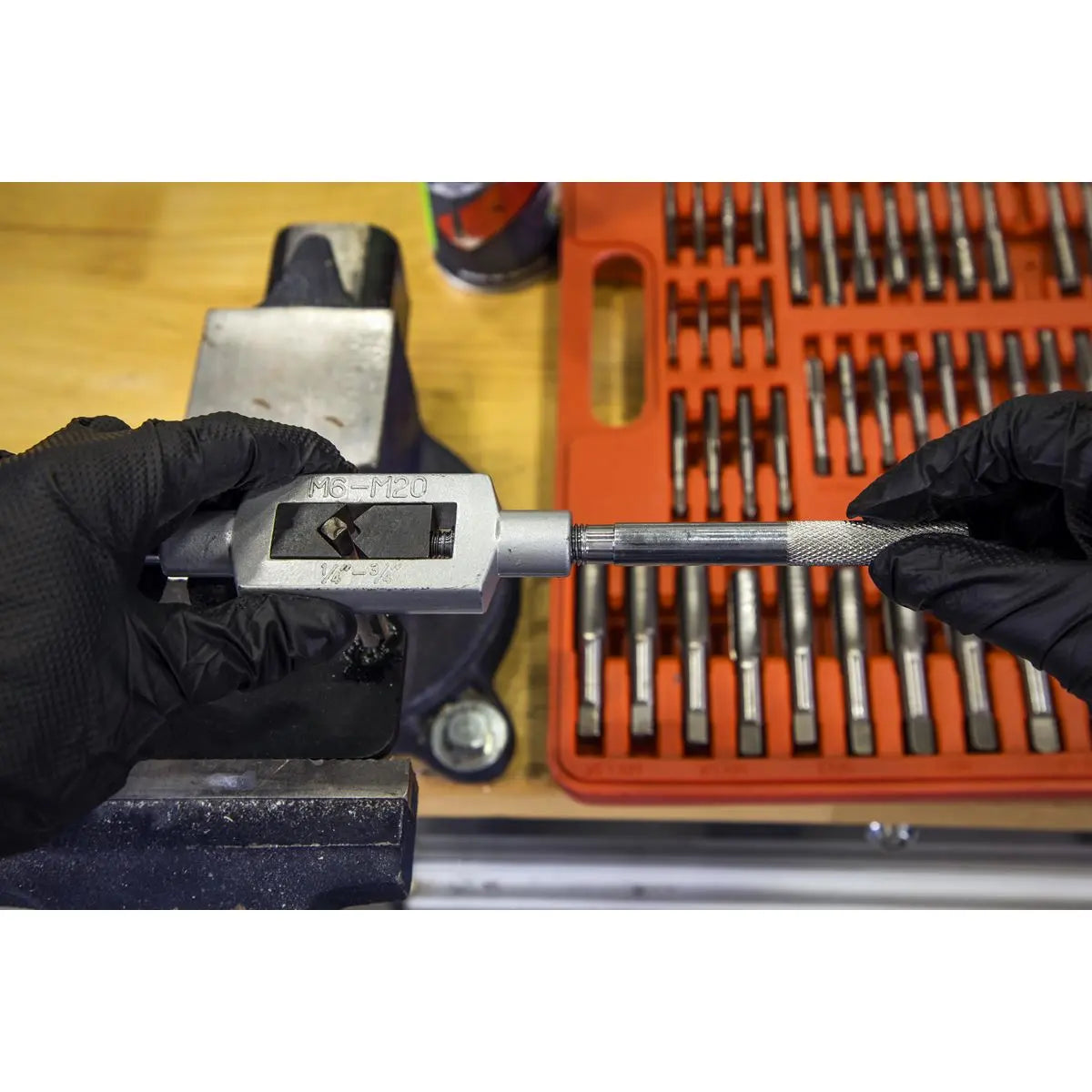 Sealey Tap & Die Set 110pc Metric