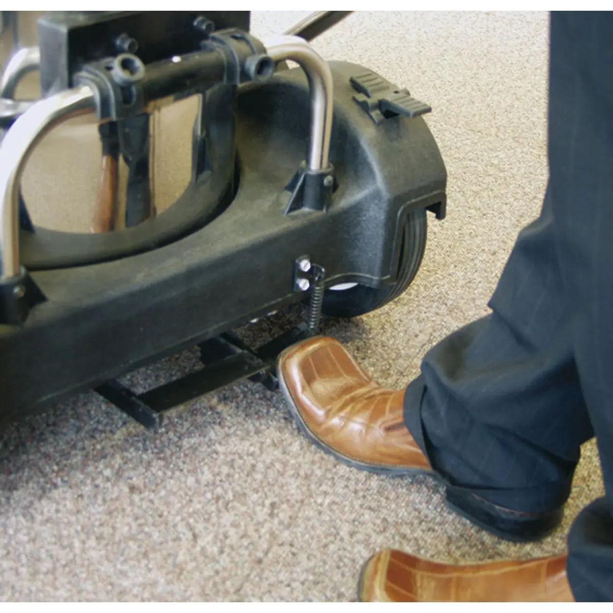 Sealey Vacuum Cleaner Industrial Wet & Dry 77L Stainless Steel Drum with Swivel Emptying 2400W