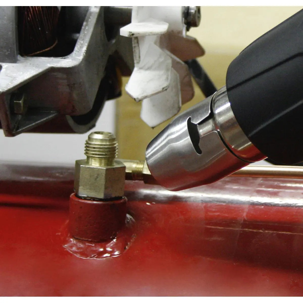 Sealey Variable Temperature Hot Air Gun Kit 2000W 50-450°C/90-600°C