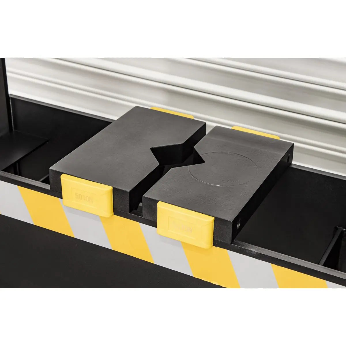 Sealey Viking Floor Type Air/Hydraulic Press with Sliding Ram & Foot Pedal 50 Tonne